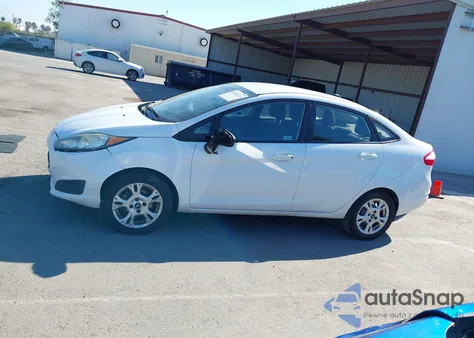 2015 Ford Fiesta Se из США, поврежденный, VIN 3FADP4BJXFM199497